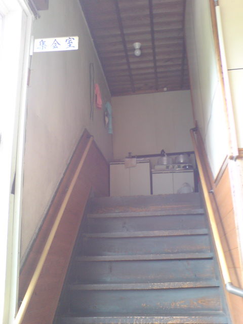 川上笑学館の体育館。_d0182179_1741401.jpg