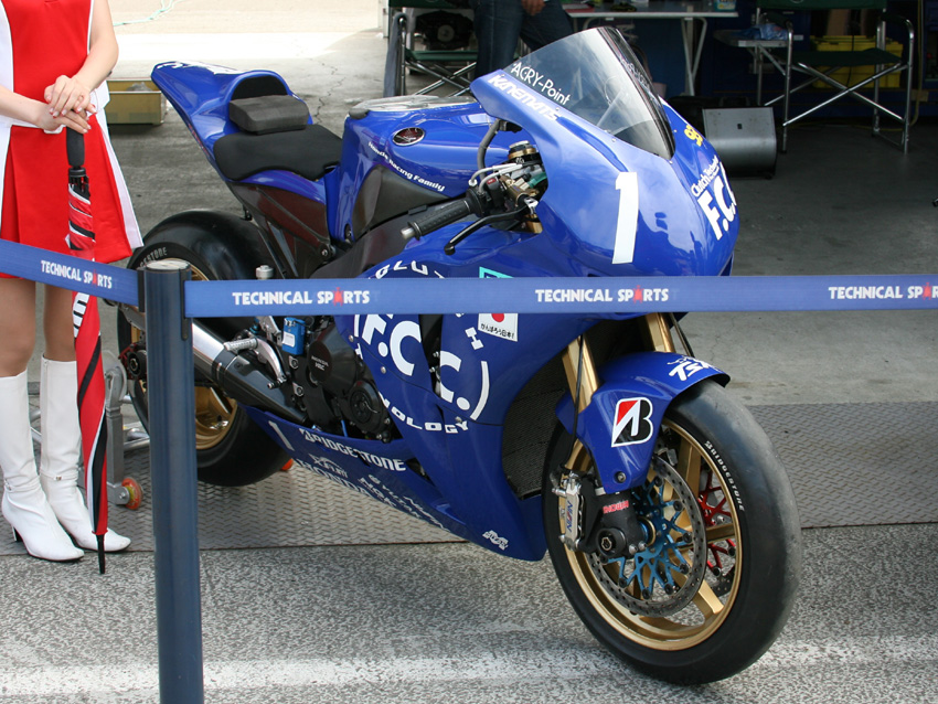 USA PARLEE TT レース用 フルカーボン 新車250万⭕️追加写真確認用 Amazon.co.jp: ジョーゼン(Jozen) ライトドライブ 1/32スケール