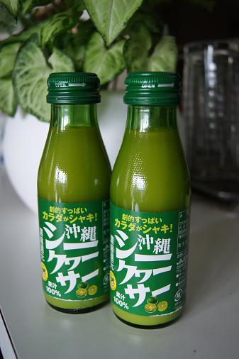 シークヮーサージュース_a0122205_18443642.jpg