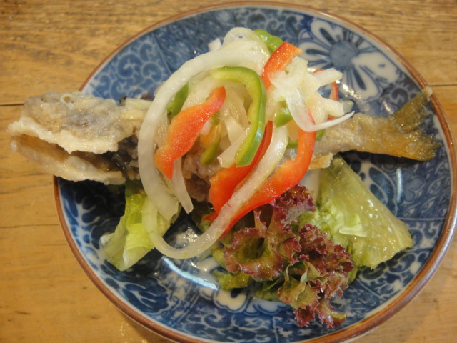 鴨川で手頃で美味しい地魚が美味しい創作寿司の店、でもコースの握りの写真を撮り忘れていました。_d0230658_1285634.jpg