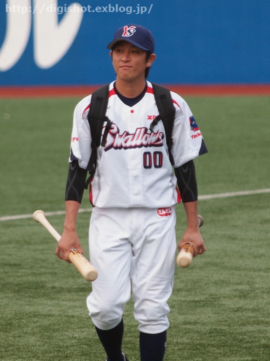 川島慶三選手フォト@神宮(8/31~9/4)_e0222575_1293396.jpg