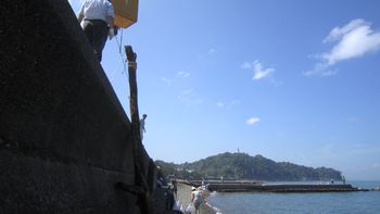 海岸清掃～商工会セミナー_f0053885_19515367.jpg