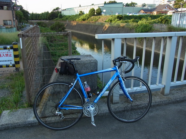 コーラ付き自転車_e0107493_1942759.jpg