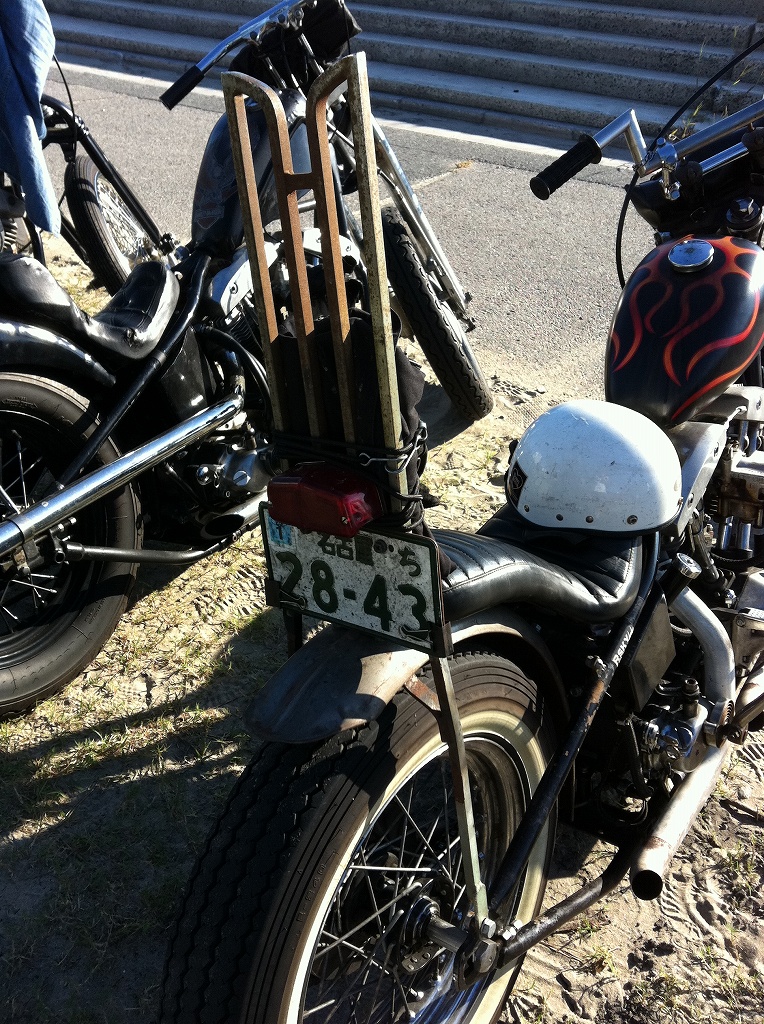 かっこええバイク達(Hi Blue RUN)_a0165898_2326179.jpg