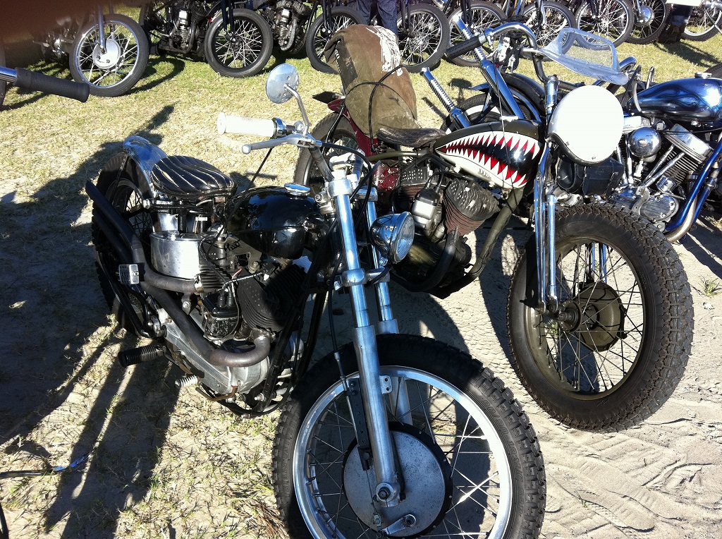 かっこええバイク達(Hi Blue RUN)_a0165898_23272225.jpg