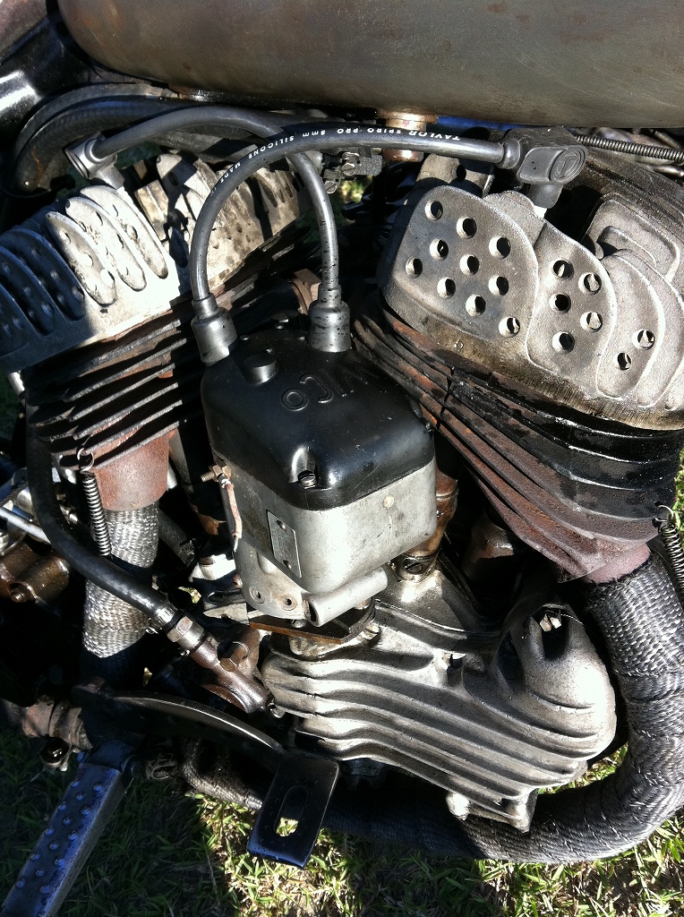 かっこええバイク達(Hi Blue RUN)_a0165898_23365373.jpg