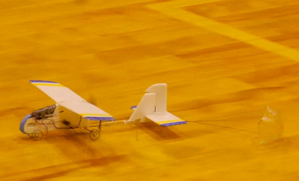 電子竹とんぼ 20110911 IAC-ASO飛行会_d0067943_15541743.jpg