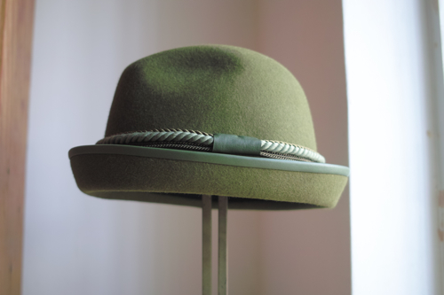 CHAPEAUX 2011A/W gris homme_b0129548_2135337.jpg