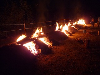 妻木町の野焼きイベントに参加_b0140276_1843868.jpg