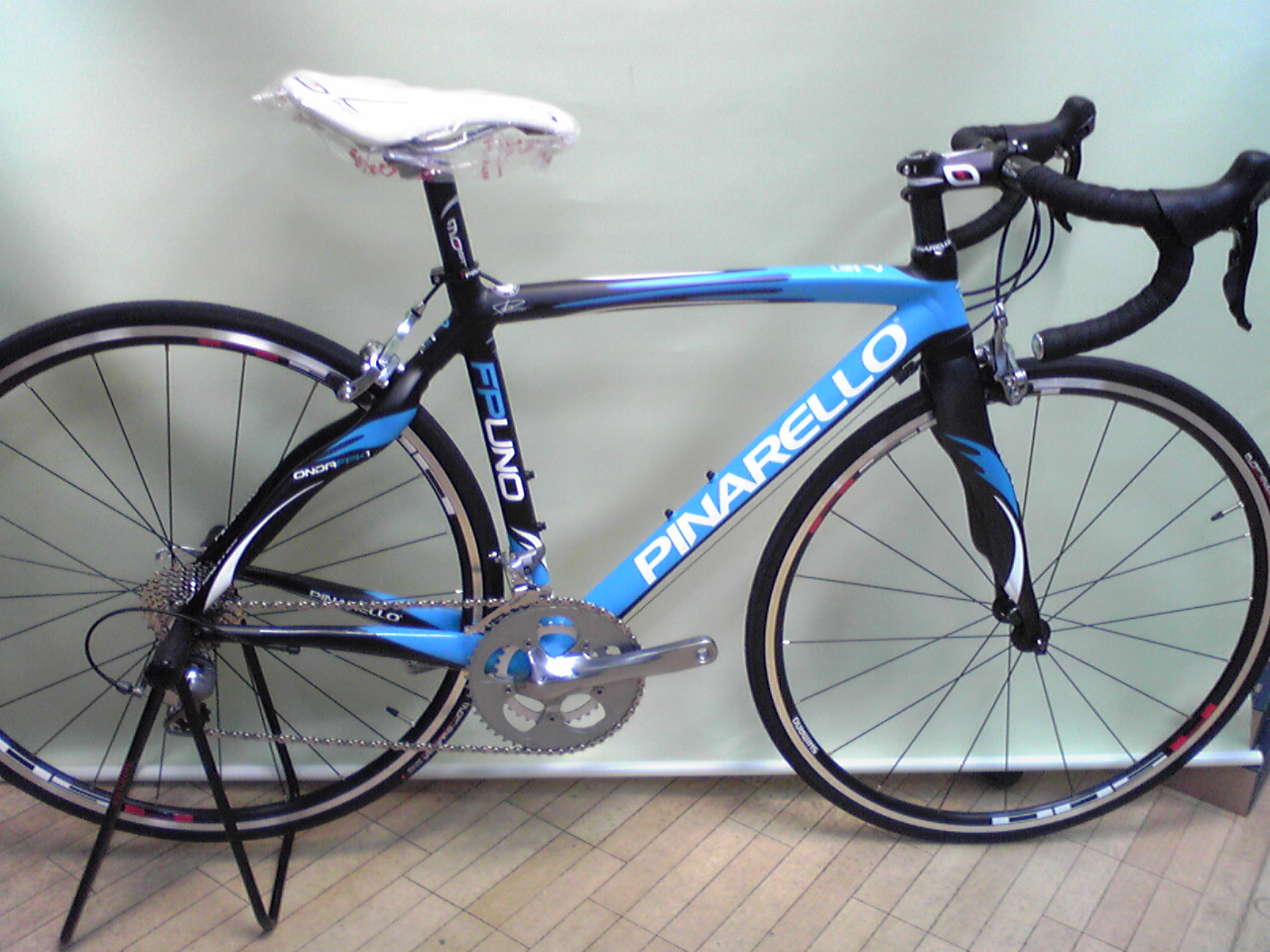 PINARELLO ピナレロ \"FP UNO\"_b0173884_16101091.jpg