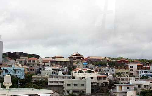 d0103292_2351560.jpg