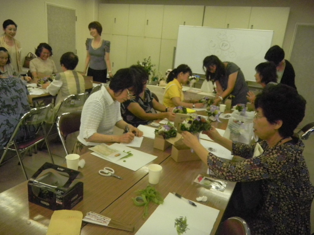 高島屋さん ローズサークルレッスンの御礼_c0195496_16344345.jpg
