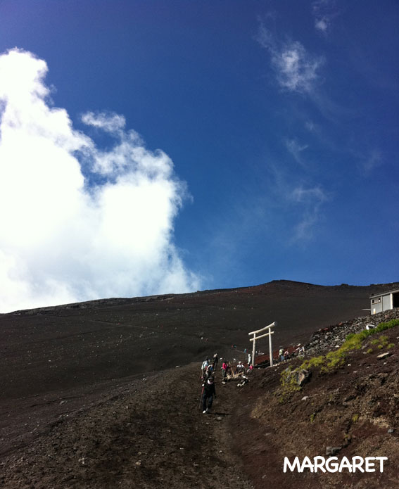 挑！！富士山 ＼(^o^)／ その4_e0191302_18403085.jpg