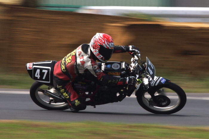 弐輪道CUP耐久レース 完結編_d0067418_18201314.jpg