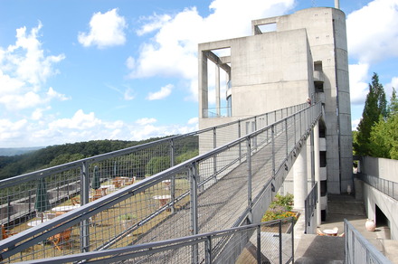 e0221359_024212.jpg