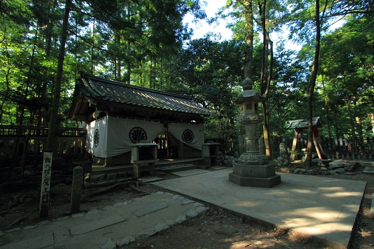 鞍馬寺_e0051888_23471438.jpg