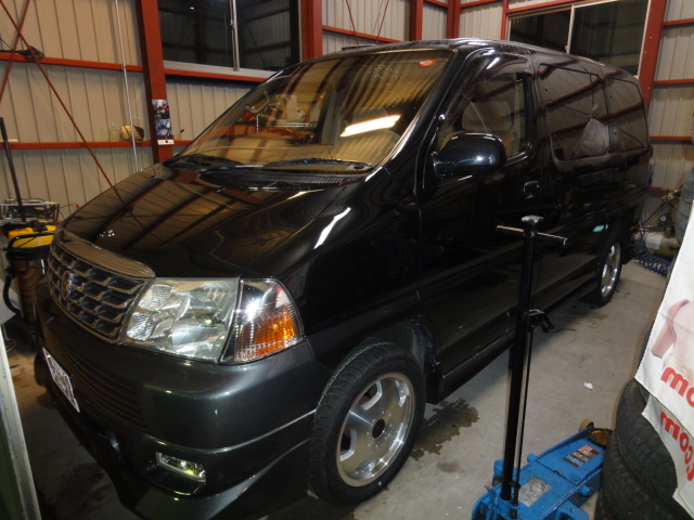 ☆不動の人気車種ステップW・入庫しております!!☆(伏古店)_c0161601_2395986.jpg