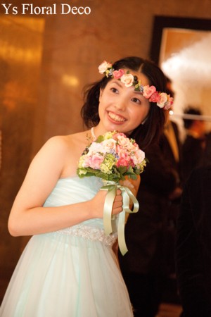 センチュリーコート丸の内のおふたり　ミントグリーンのドレスに花冠を_b0113510_1155067.jpg