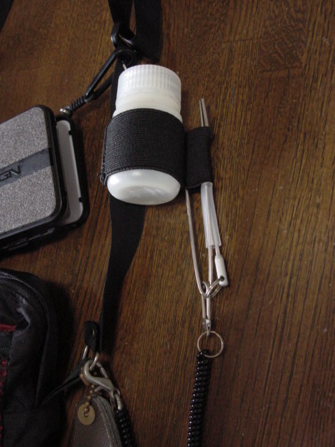 EQUINOX Gila Ultralite Horizontal Pack Pocketをフライチェストに_f0113727_1031417.jpg