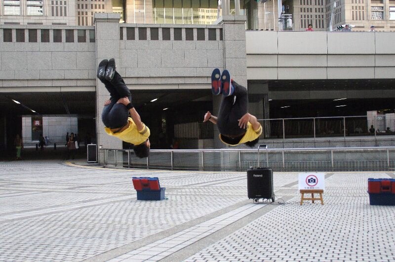 2011年☆ヘブン審査会 『しょぎょ～むじょ～ブラザーズ』 （動画あり）_a0122932_22145446.jpg