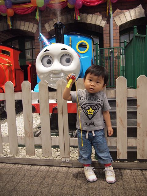 RIHITO 2nd BIRTHDAY〜トーマスタウン編〜_a0151615_2150015.jpg