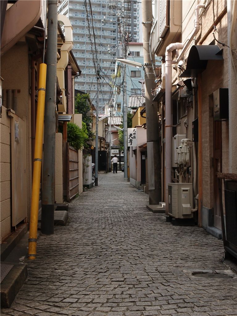 f0224100_2258484.jpg