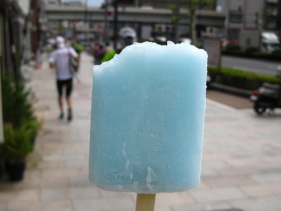 スタッフ夢舞い_a0036808_1317621.jpg
