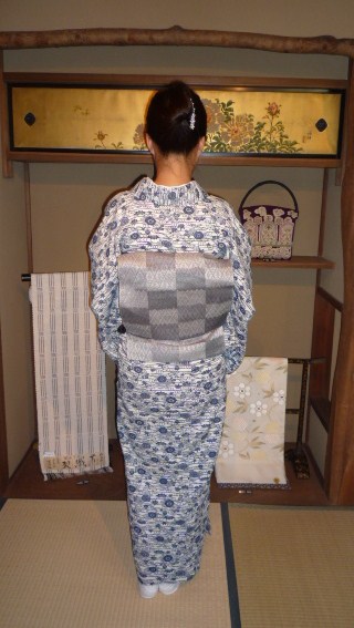 お客様の装い・ぼよさんの単衣の着こなし。_f0181251_1994073.jpg