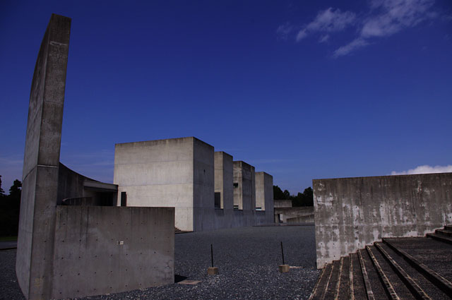 d0207730_46937.jpg
