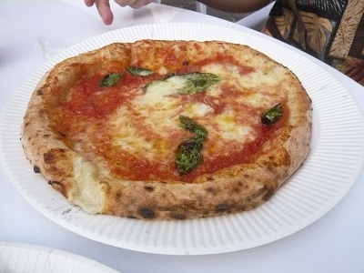 イタリア街 ナポリピッツァフェスタ2011_a0029277_15182966.jpg