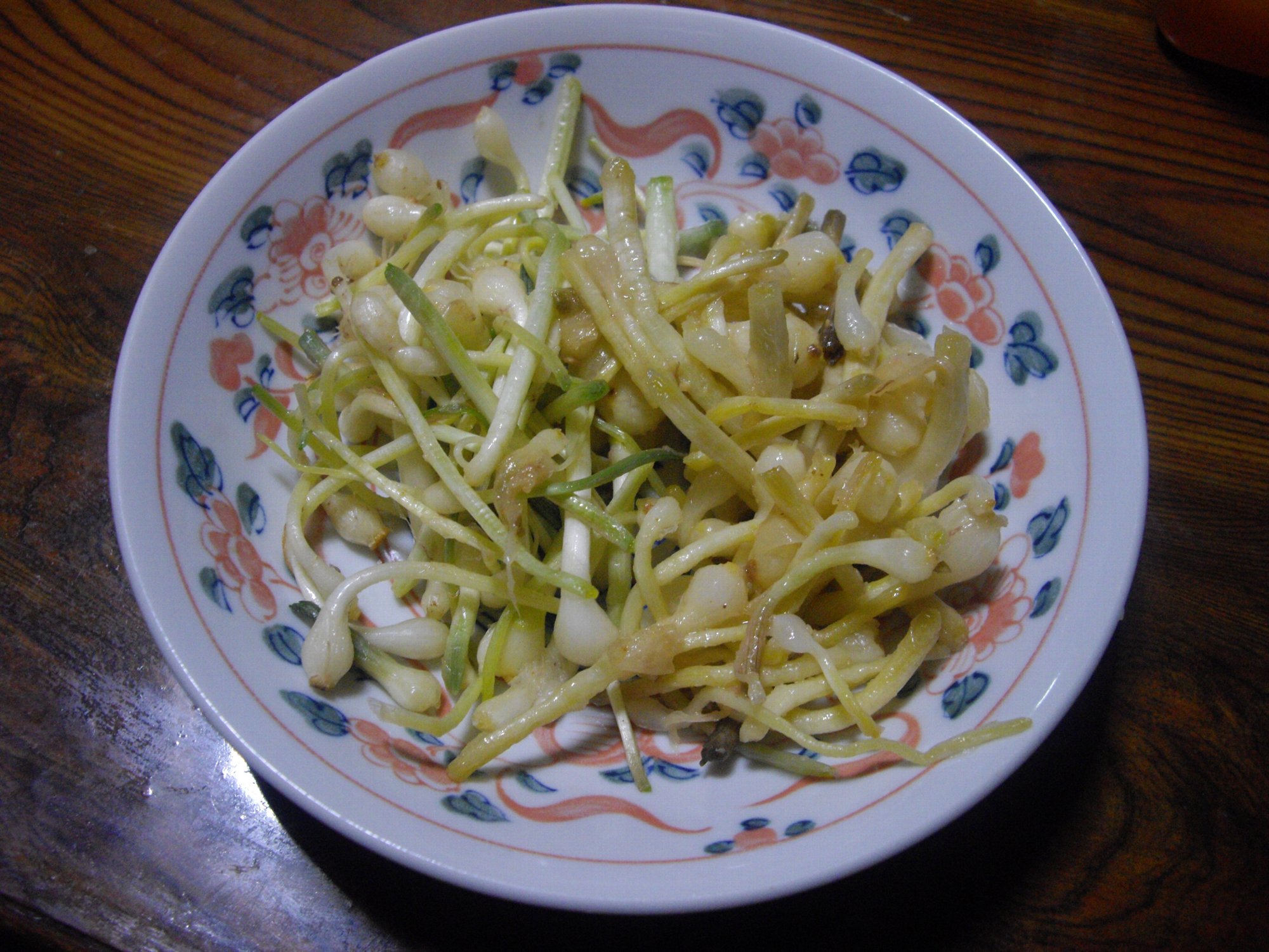 お酒のアテに最高なんだなぁ、与論島の“ニビル”_e0032991_124316.jpg