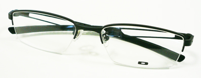 OAKLEY 2011\'秋のオプサルミックフレーム新作・HALFTRACK(ハーフトラック)入荷!_c0003493_10133522.jpg