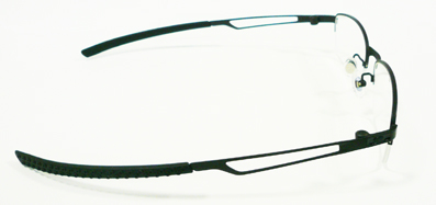OAKLEY 2011\'秋のオプサルミックフレーム新作・HALFTRACK(ハーフトラック)入荷!_c0003493_1015511.jpg