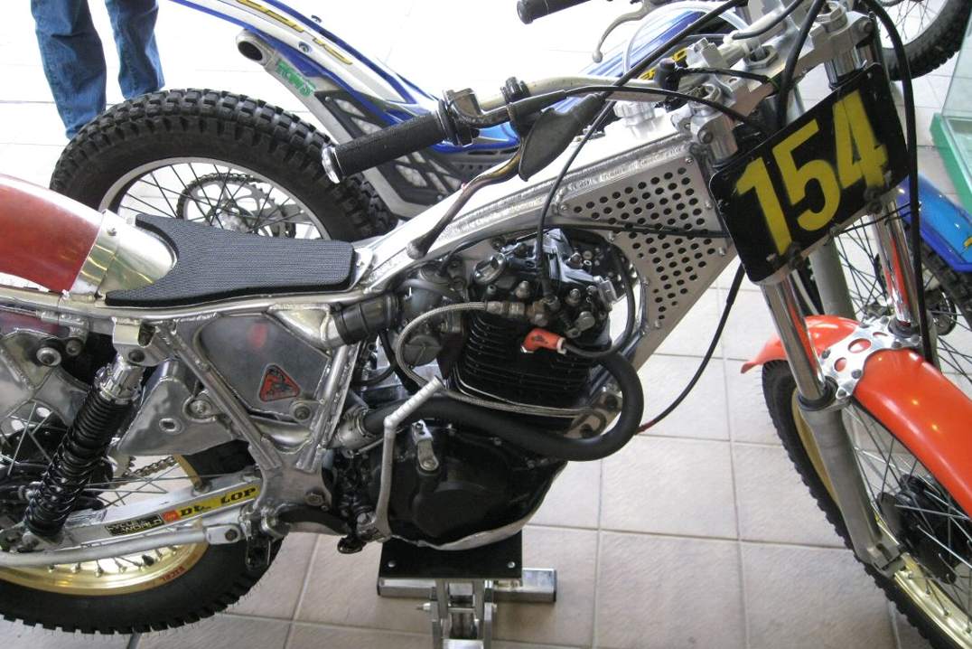 e0003910_22281880.jpg