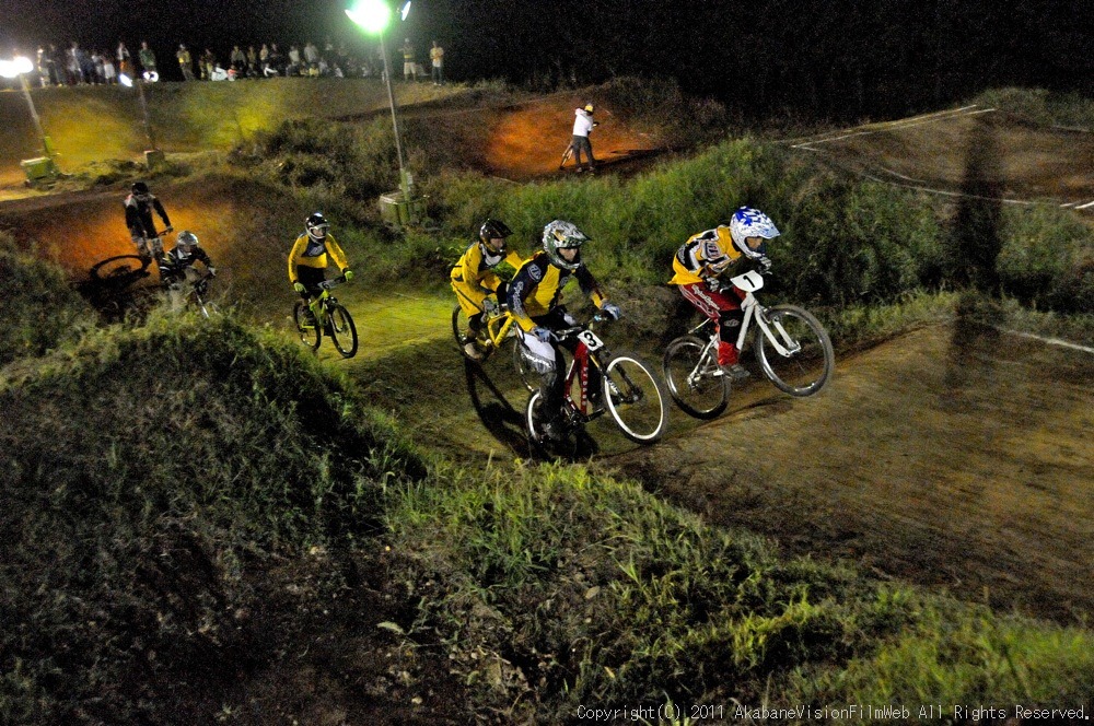 11\"JOSF JAPAN Open Night Race　VOL5：MTBエキスパート決勝_b0065730_10574095.jpg