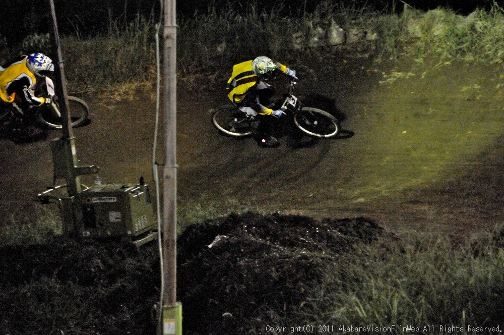 11\"JOSF JAPAN Open Night Race　VOL5：MTBエキスパート決勝_b0065730_10584292.jpg