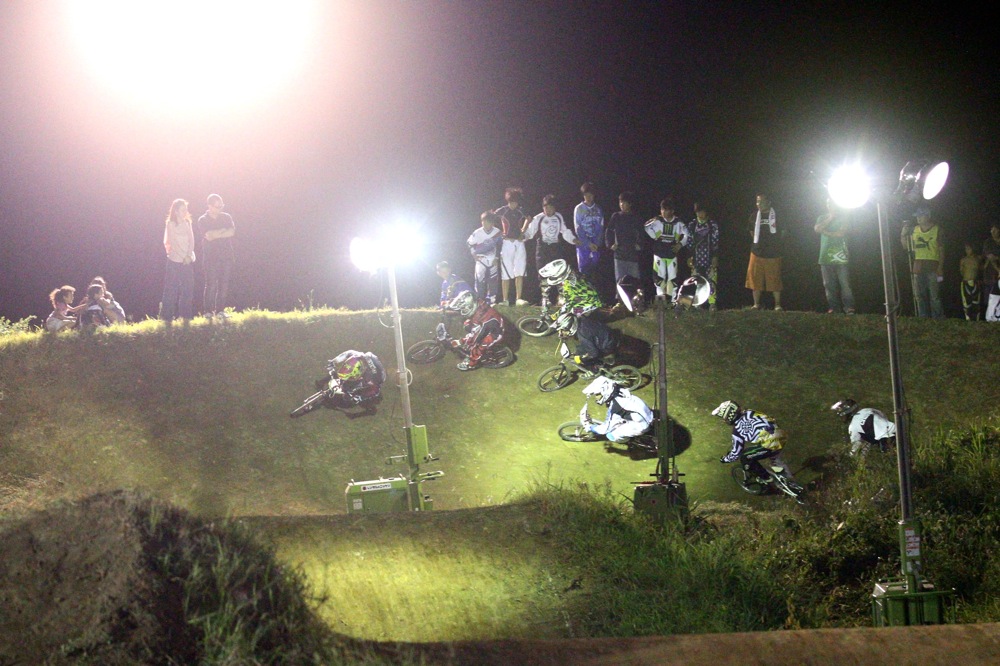 2011 JOSF Japan Open Night Race #02 BMXエキスパート決勝_b0136231_2433893.jpg