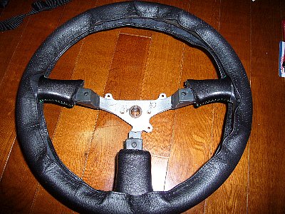 ステアリングの革巻きなおし 白銀の城