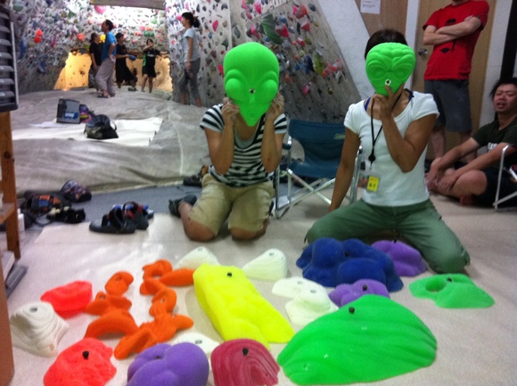 ナウでヤングなnew holds!!_d0246875_1611564.jpg