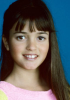 子役から女優、兼、米国No1の売れっ子数学書作家へ Danica McKellarさん_b0007805_0575655.jpg