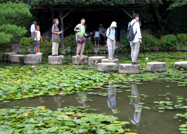 平安神宮 神苑無料公開_e0048413_11232571.jpg
