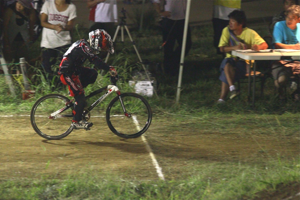 2011 JOSF Japan Open Night Race #10 ミルキー8決勝_b0136231_673296.jpg