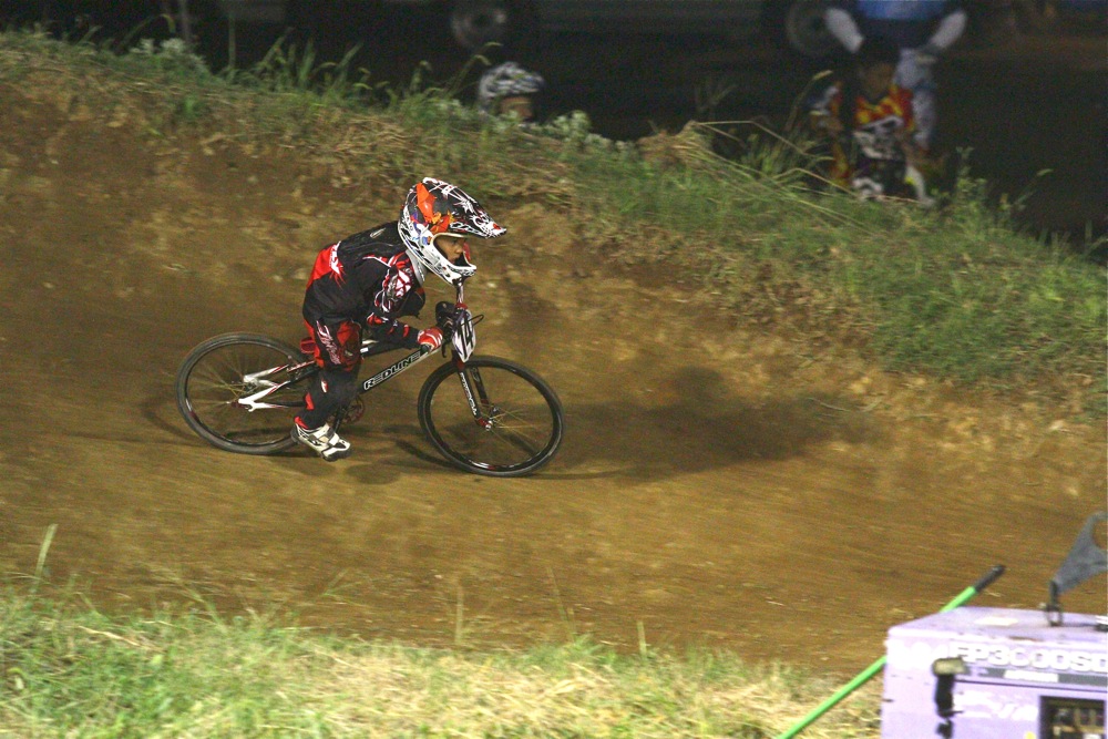 2011 JOSF Japan Open Night Race #10 ミルキー8決勝_b0136231_67444.jpg