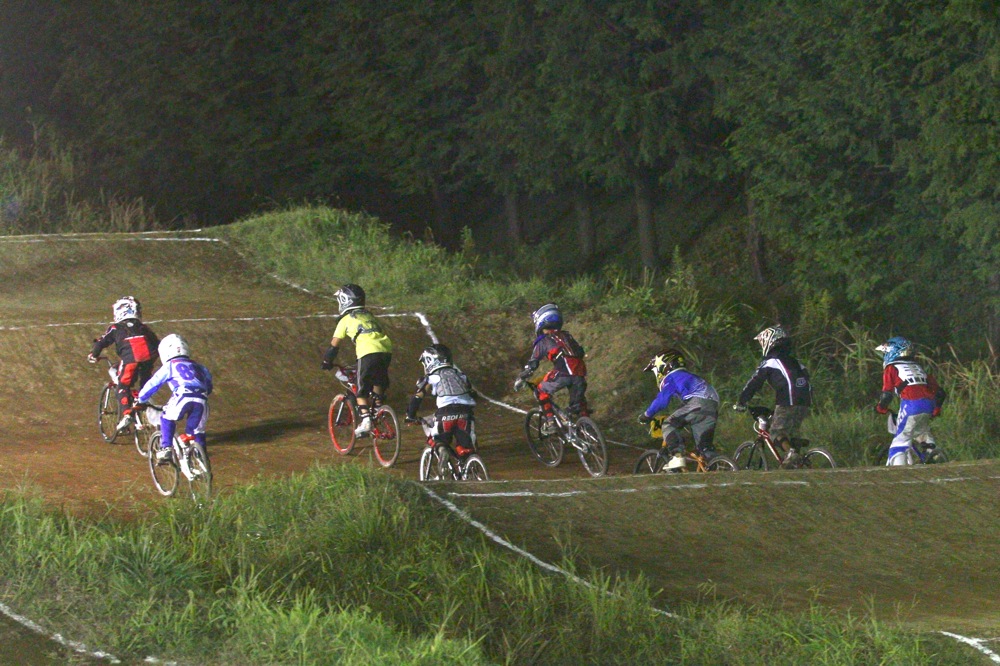 2011 JOSF Japan Open Night Race #10 ミルキー8決勝_b0136231_691974.jpg