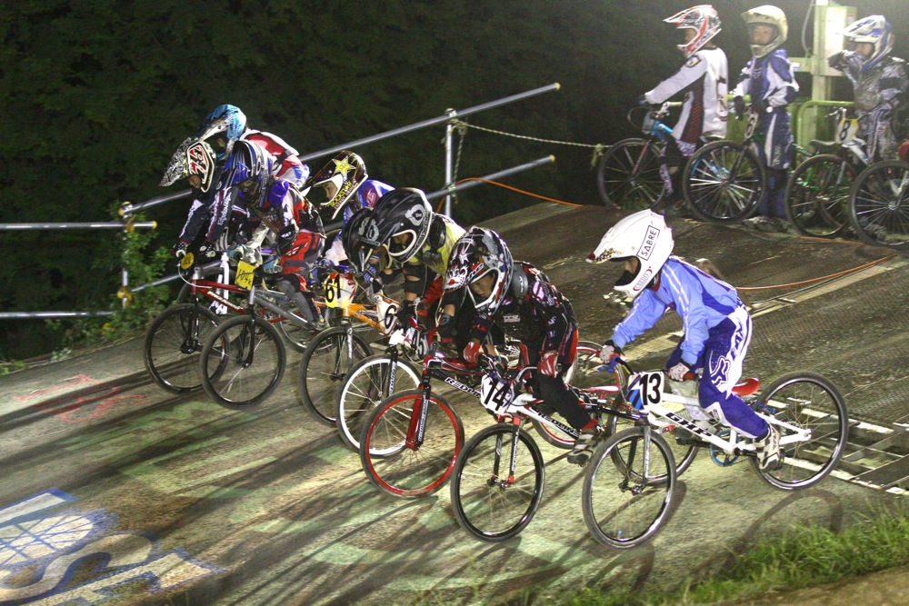 2011 JOSF Japan Open Night Race #10 ミルキー8決勝_b0136231_693332.jpg