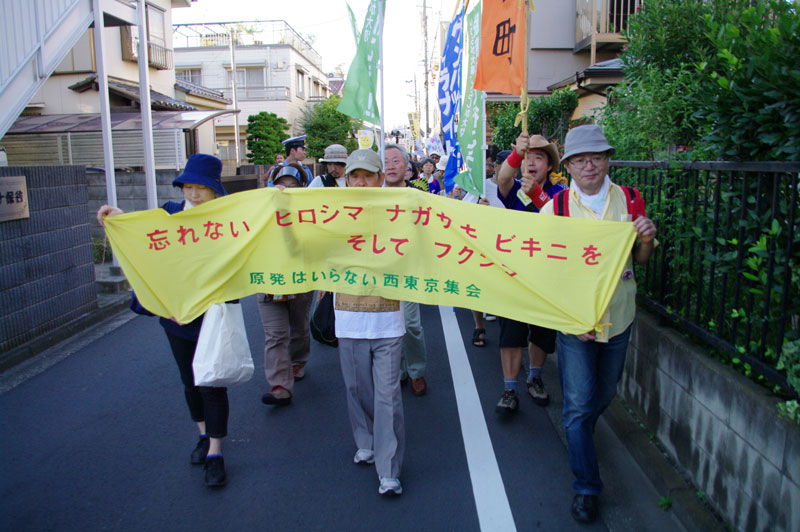 a0222059_12921.jpg