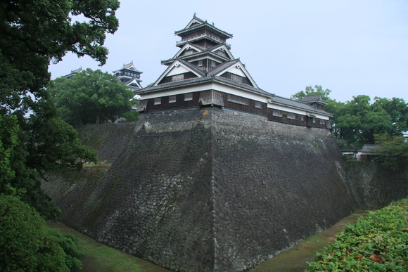 dendoroubik 雨の熊本城のまわりを朝食まえにぐるり_c0196076_20223260.jpg