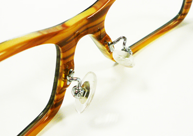 OAKLEY 2011\'FALLオプサルミックフレーム新作BUCKET入荷!_c0003493_9335313.jpg