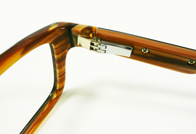 OAKLEY 2011\'FALLオプサルミックフレーム新作BUCKET入荷!_c0003493_9344542.jpg