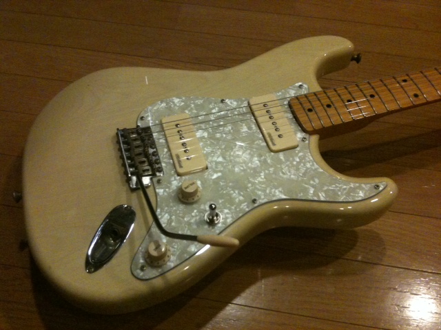 コンポーネントStrat　P-90_c0055622_191344.jpg